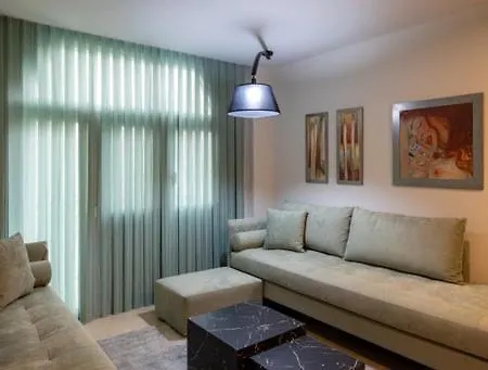 Xenios Zeus شقة دراما