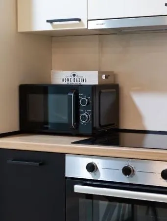 Xenios Zeus دراما